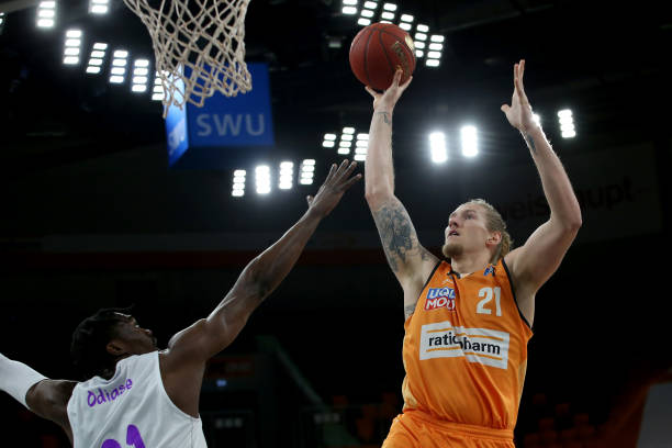 都为冰雪项 都为冰雪项