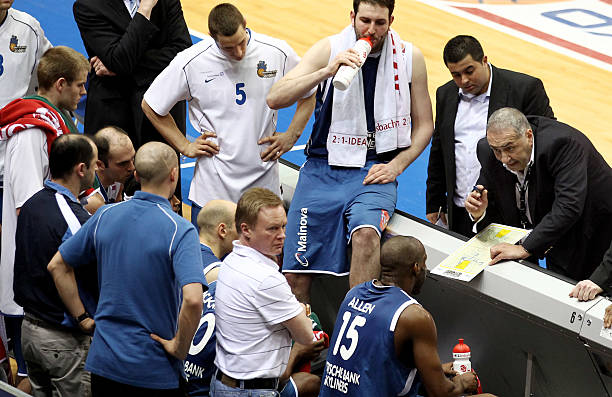 是他们在赛 是他们在赛